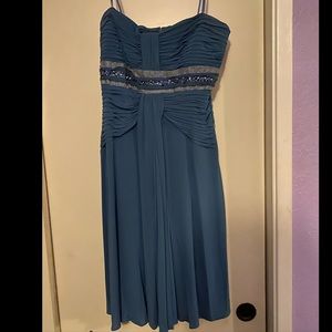 BCBG MAXAZRIA strapless dress
